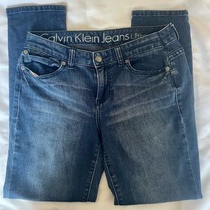 Petite Women Calvin Klein Straight Jean
